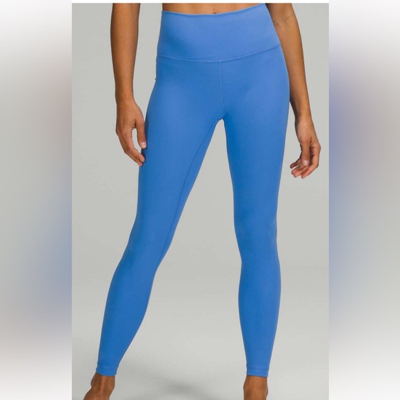 Lululemon Luxtreme high rise in 🩵Blue Nile🩵
Size 8
Beautiful color!! - Picture 2 of 8